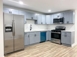 3505 W Montrose Ave APT 1, Chicago, IL 60618
