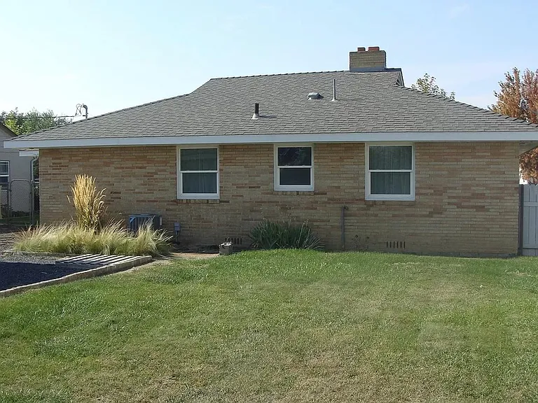 1015 W Columbia Ave — Photo 9