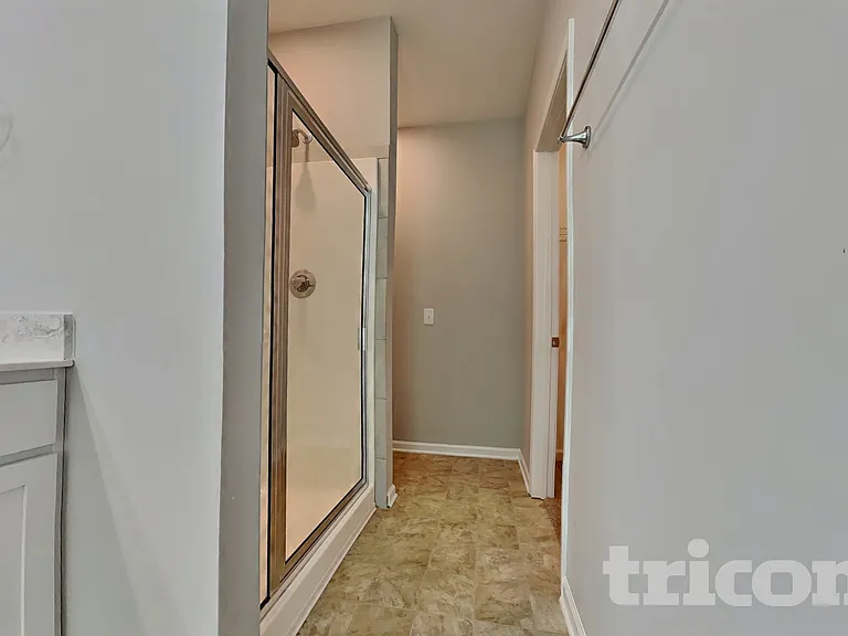 741 W Coker Way — Photo 11