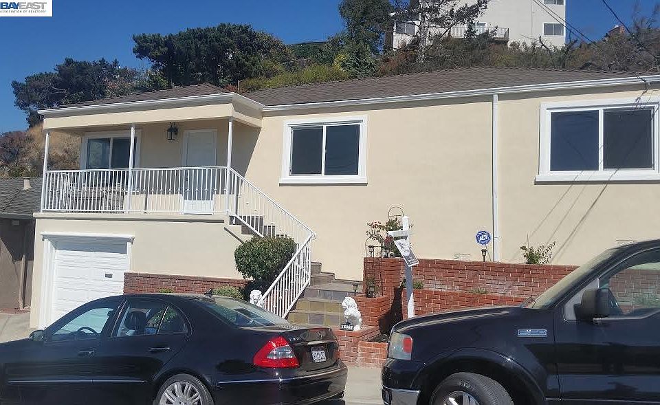 1st image of 16066 Cambrian Dr
