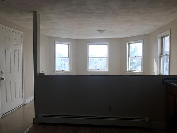 3rd image of 62 Lowell St #3L