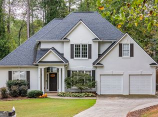 6855 Fox Creek Dr, Cumming, GA 30040