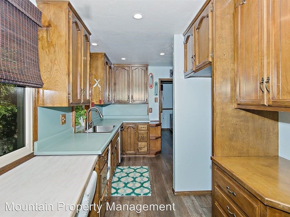 1st image of 24581 San Moritz Dr