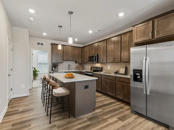 Pax Place at Cascades