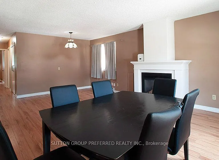 56 Gunn St — Photo 4