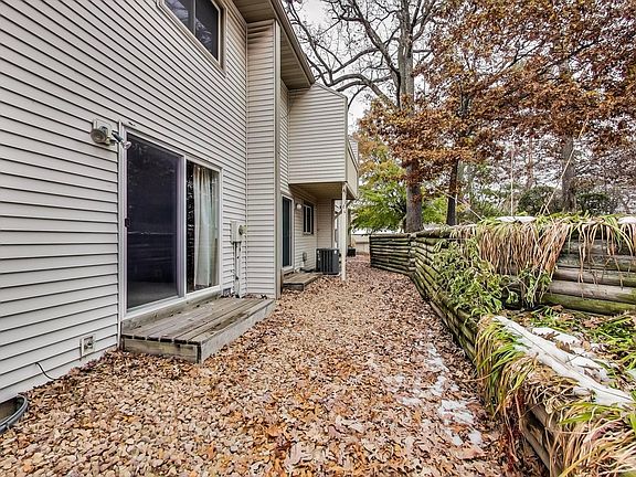 4th image of 1546 N Oberlin Cir NE