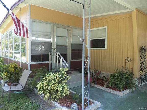 ENTRANCE TO FLA ROOM