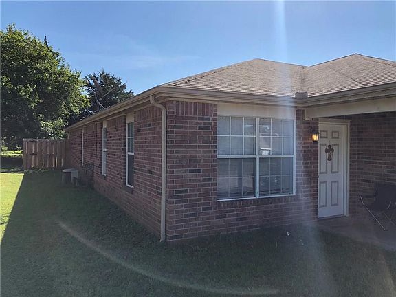 2nd image of 862 S Erika Ave