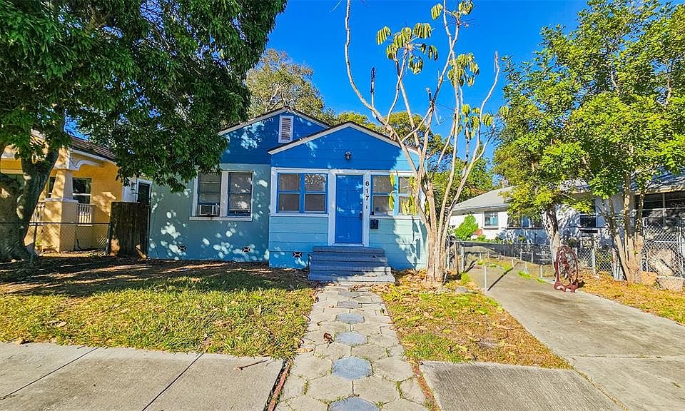 1st image of 617 NEWTON AVENUE S