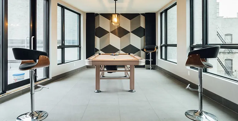 Rented by Arwell Realty | media 39