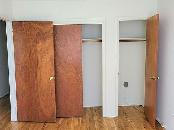 4th image of 2707 Newtown Ave APT 3