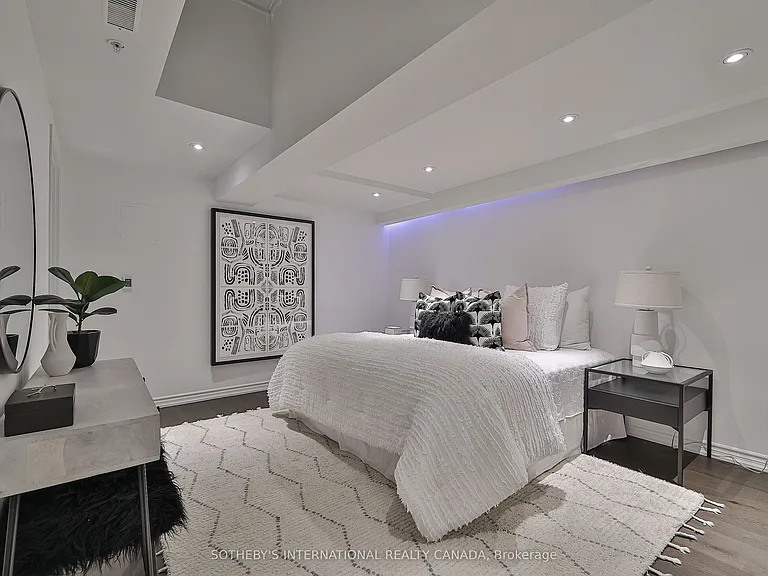 43 Hanna Ave #441 — Photo 23