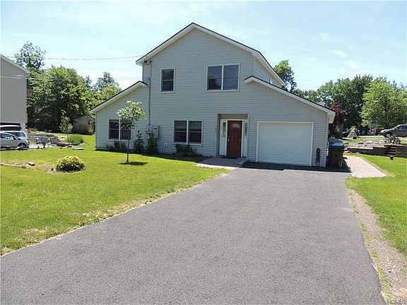 2nd image of 105 Lake Region Blvd