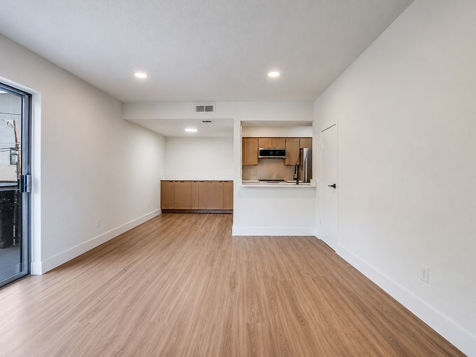 1st image of 4020 Holland Ave APT 211