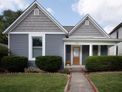 826 W 7th St, Bloomington, IN, 47404