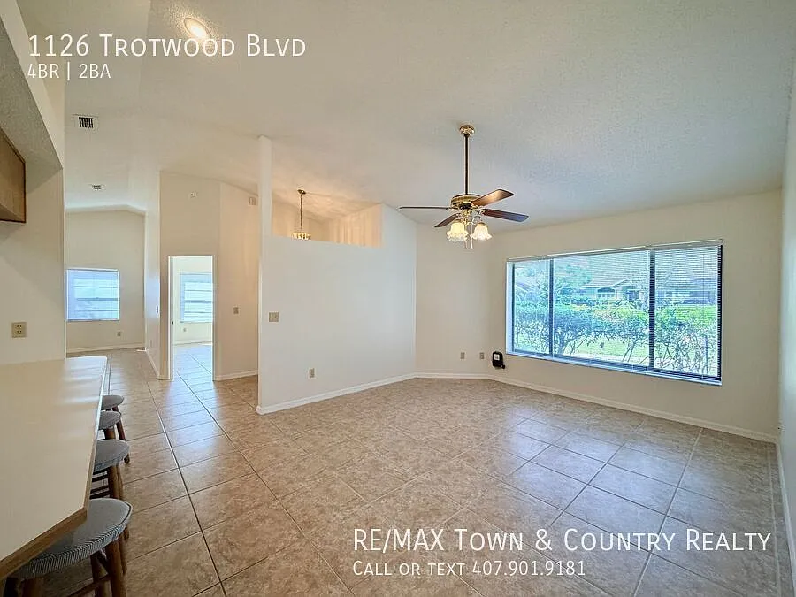 Oak Forest Home for Rent — Photo 3