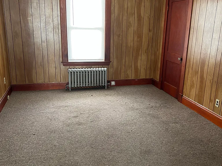 94 Walnut St #1 — Photo 8
