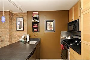 3rd image of 244 E 30th St