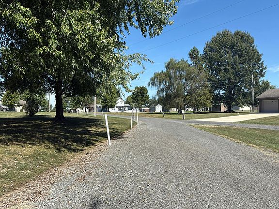 4th image of 3402 Blaine Ln