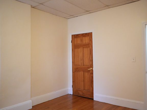 5th image of 105 Dudley St #1