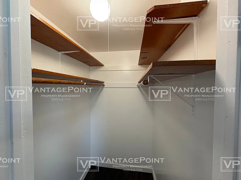 1558 Cass St #B — Photo 8