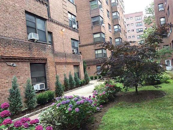 2nd image of 101 Ellwood Ave APT 7E