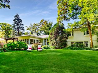515 Beverly Pl, Lake Forest, IL