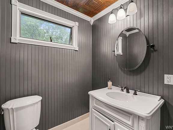 5th image of 6940 Versailles Rd