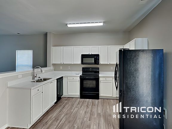 5th image of 3720 Charterhall Ln
