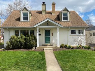 921 N Harvard Ave, Arlington Heights, IL 60004