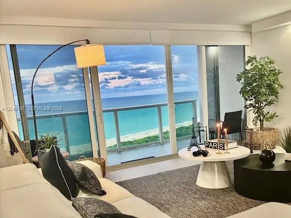 100 Bayview Dr APT 1906, Sunny Isles Beach, FL 33160