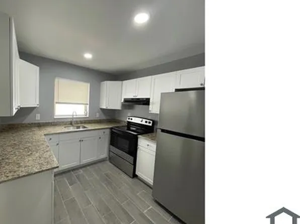 1250 E Sample Rd, Pompano Beach, FL