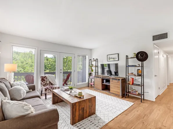 21 Vaughns Gap Rd #88-F, Nashville, TN 37205