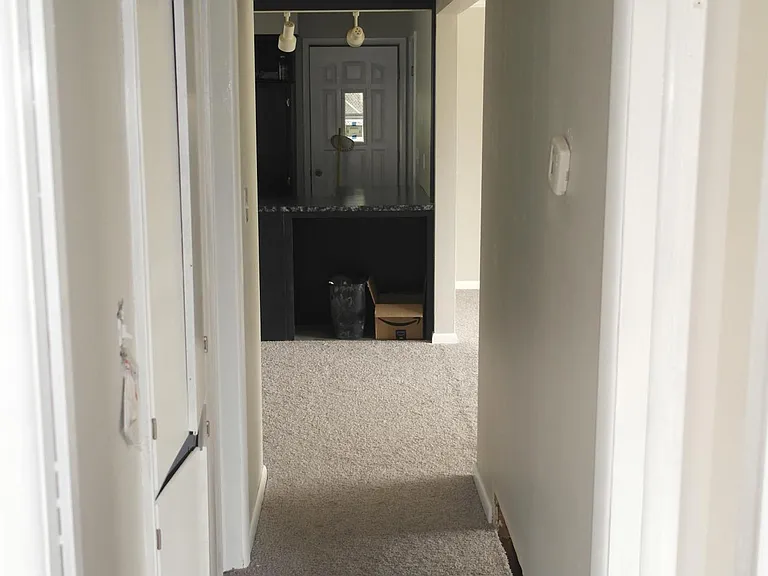 1033 Silvercrest Ave — Photo 6