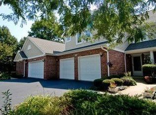 108 Fessler Dr, Bloomingdale, IL 60108