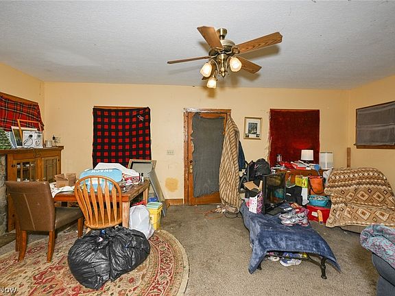 5th image of 600 Brown St