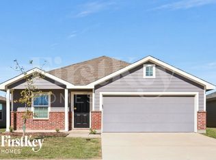 608 Autumnwood Way, Princeton, TX 75407