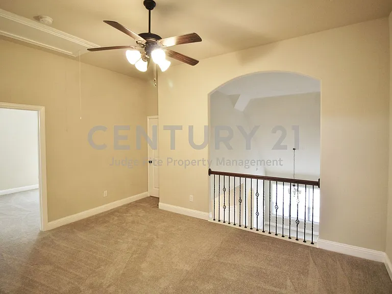 505 Clemson Ln — Photo 21