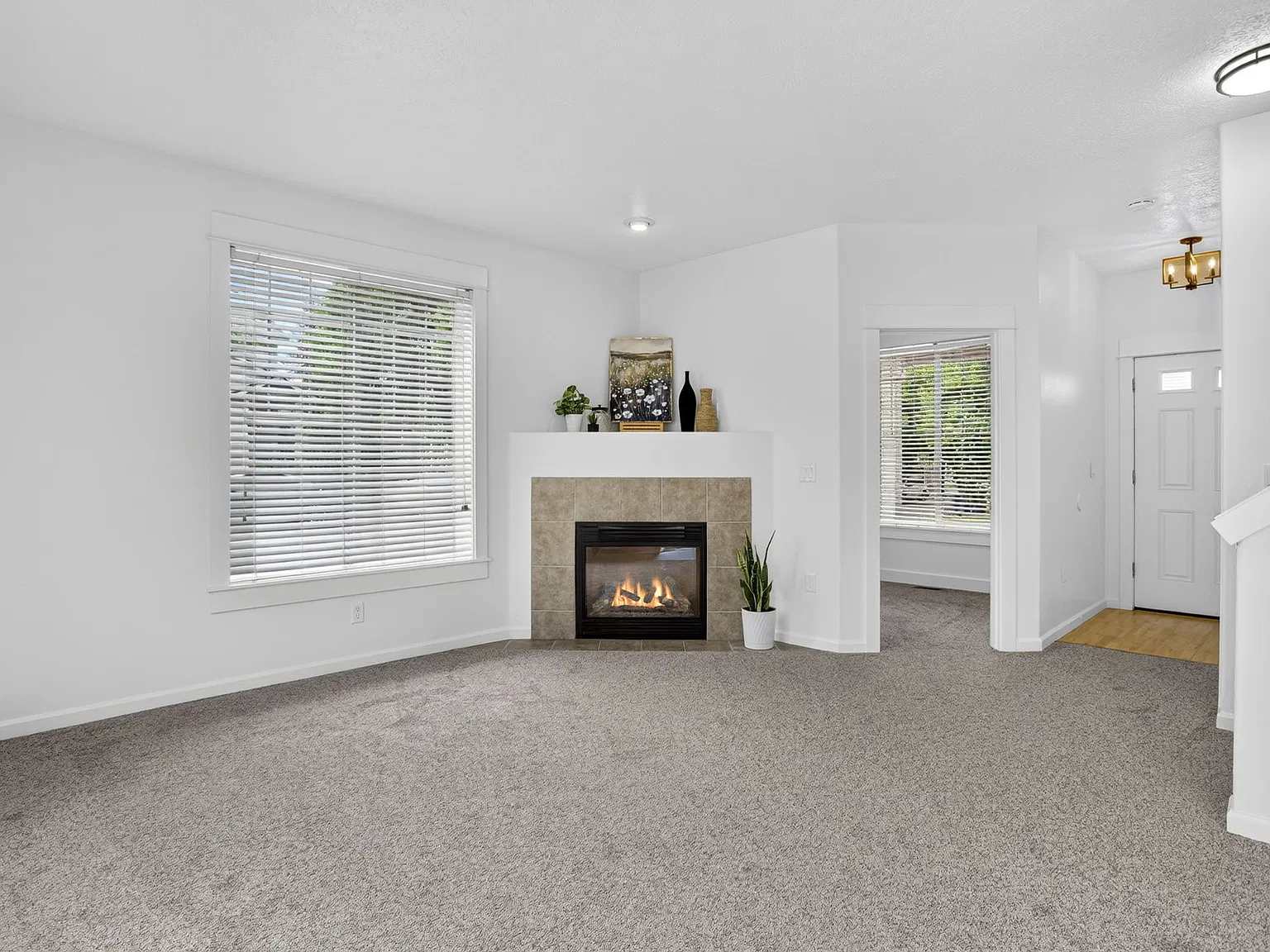 38417 Redwood St — Photo 4