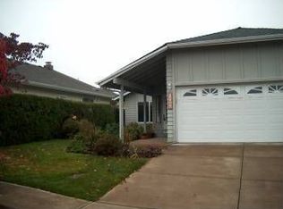 3086 Oakcrest Dr NW, Salem, OR 97304