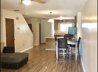 907 Brett Dr APT C, Fort Stewart, GA 31313