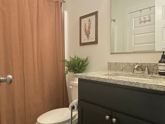 3rd image of 116 Conrad Dr