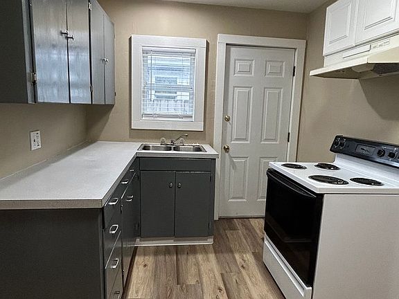 3rd image of 319-321 22nd Ave #319