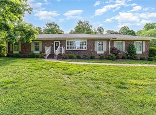 6920 Maynard Rd, Summerfield, NC 27358