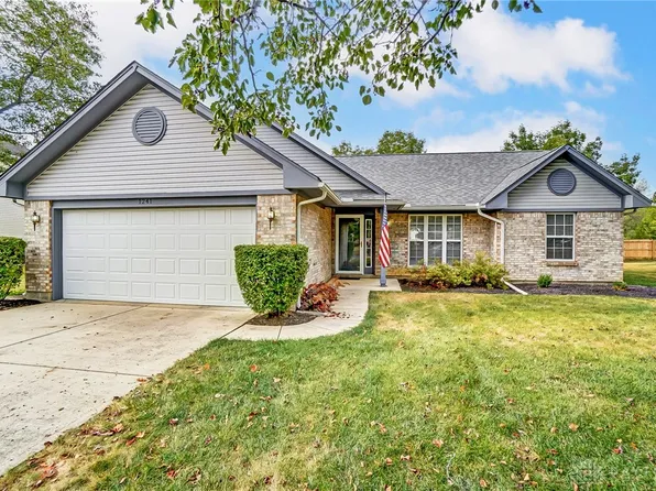 1241 Windsong Trl, Fairborn, OH 45324