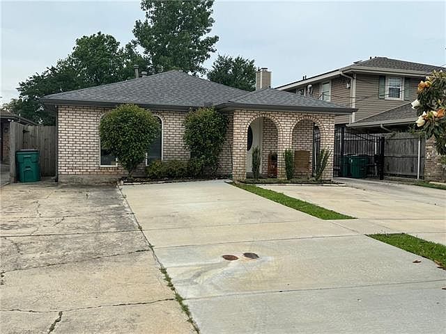 1st image of 4722 Park Dr S