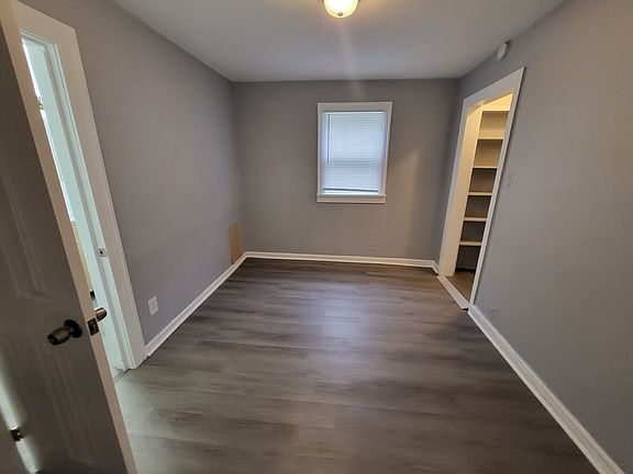 3rd image of 3905 N Kitley Ave