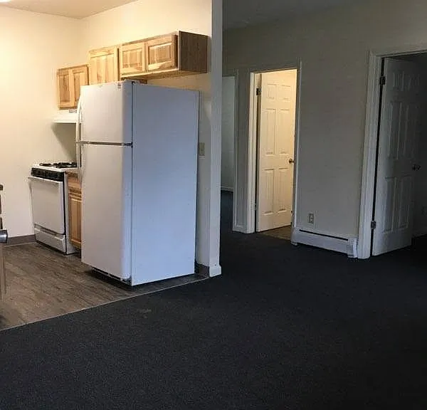 51 E Main St #D — Photo 9