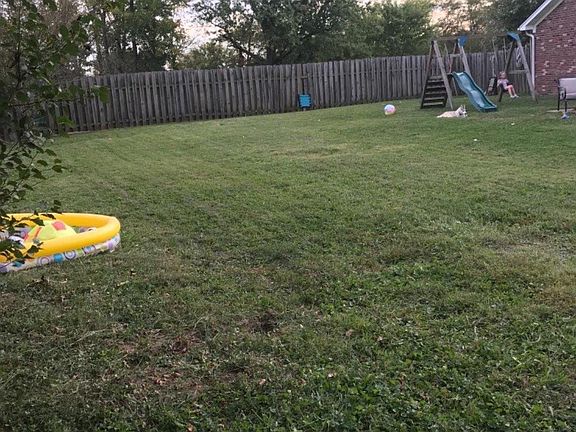 3rd image of 1005 Horse Shoe Dr