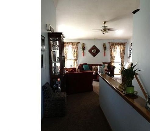 4th image of 568 Sharar Field Dr